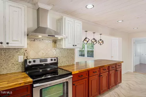 Kitchen - 1502 Baxter Street Johnson City Tn 37601, Johnson City, TN 37601 photo 4 of 4