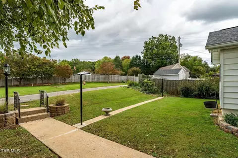 Exterior - 1502 Baxter Street Johnson City Tn 37601, Johnson City, TN 37601 photo 12 of 20