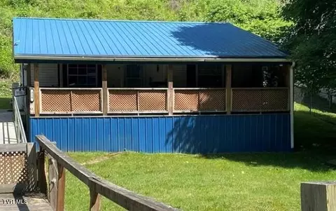 318 Adria Road North Tazewell Va 24630, North Tazewell, VA 24630
