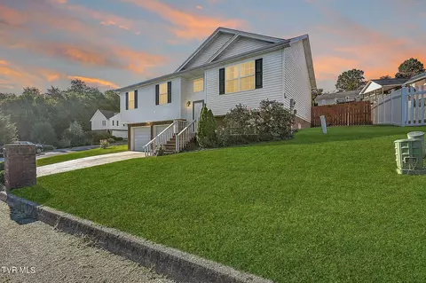 224 Stone Edge Circle Kingsport Tn 37660, Kingsport, TN 37660