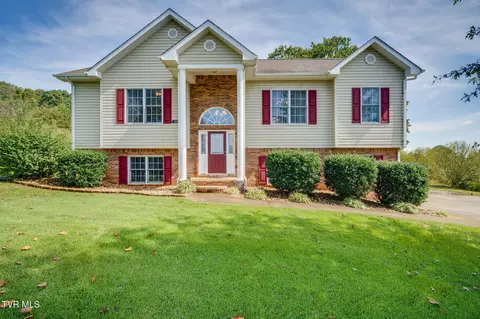 150 Fox Ridge Drive Mount Carmel Tn 37645, Mount Carmel, TN 37645
