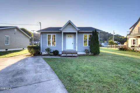 2026 W G Street Elizabethton Tn 37643, Elizabethton, TN 37643