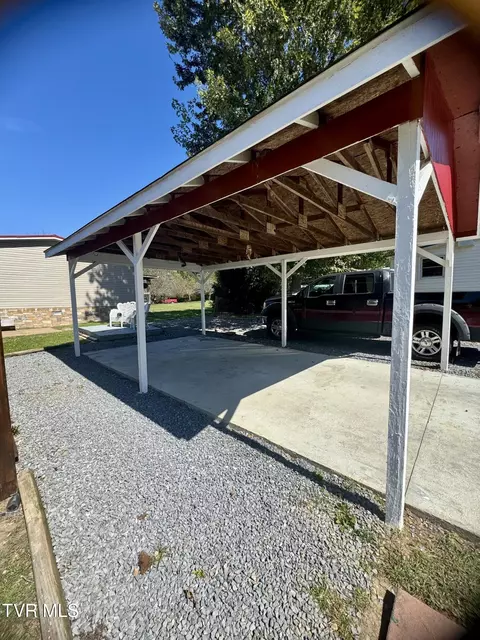 Exterior - 136 Elliott Avenue Erwin Tn 37650, Erwin, TN 37650 photo 6 of 10