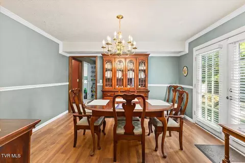 Dining - 906 Hanson Drive Johnson City Tn 37601, Johnson City, TN 37601 photo 1 of 2