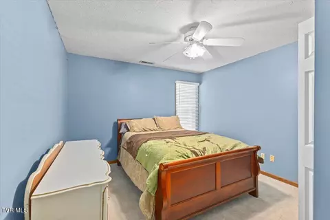 Bedroom - 906 Hanson Drive Johnson City Tn 37601, Johnson City, TN 37601 photo 2 of 2