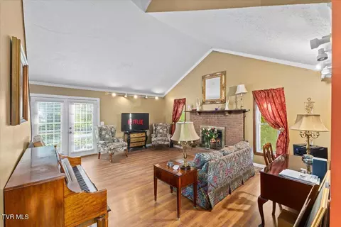 Other - 906 Hanson Drive Johnson City Tn 37601, Johnson City, TN 37601 photo 1 of 10