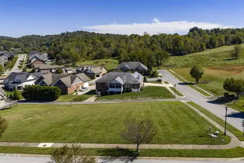 300 Harbor Approach Johnson City Tn 37601, Johnson City, TN 37601