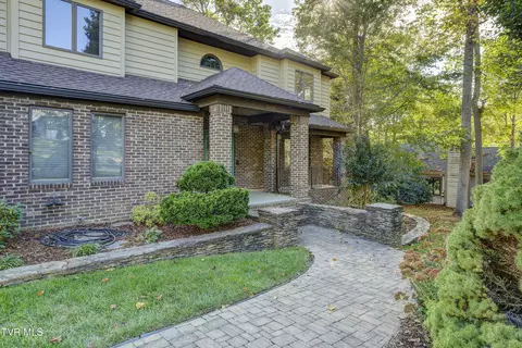 3326 Bondwood Circle Johnson City Tn 37604, Johnson City, TN 37604 photo 2