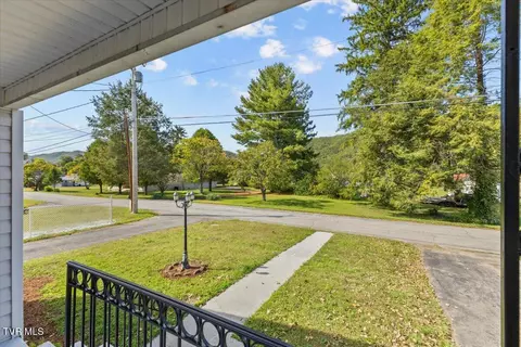 Exterior - 117 Cates Corner Hampton Tn 37658, Hampton, TN 37658 photo 2 of 6