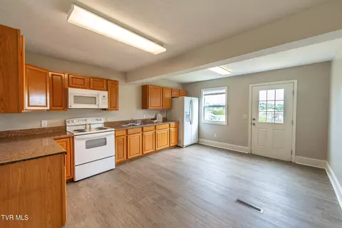 461 Douglas Street Bristol Va 24201, Bristol, VA 24201 photo 10
