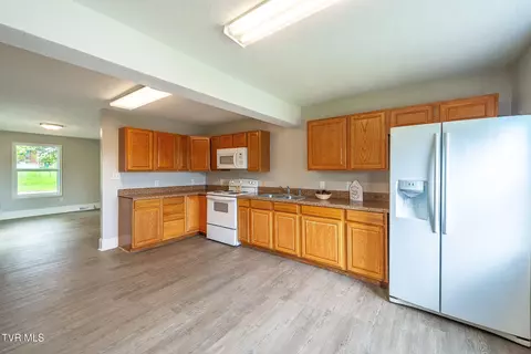 461 Douglas Street Bristol Va 24201, Bristol, VA 24201 photo 9