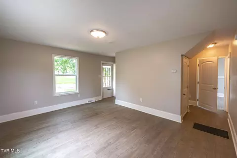 461 Douglas Street Bristol Va 24201, Bristol, VA 24201 photo 8