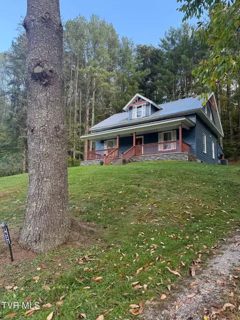 2622 E Shawnee Avenue Big Stone Gap Va 24219, Big Stone Gap, VA 24219