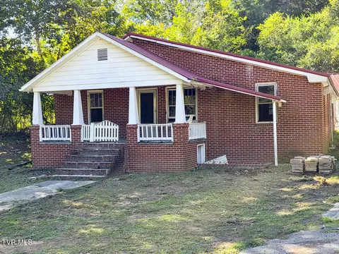 2534 Muddy Hollow Dandridge Tn 37725, Dandridge, TN 37725