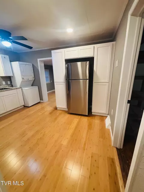 Kitchen - 405 Virginia Avenue Wise Va 24293, Wise, VA 24293 photo 2 of 5