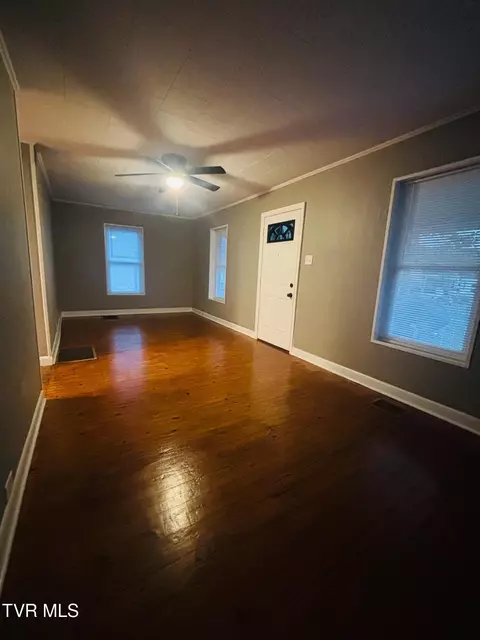 Living - 405 Virginia Avenue Wise Va 24293, Wise, VA 24293 photo 3 of 3