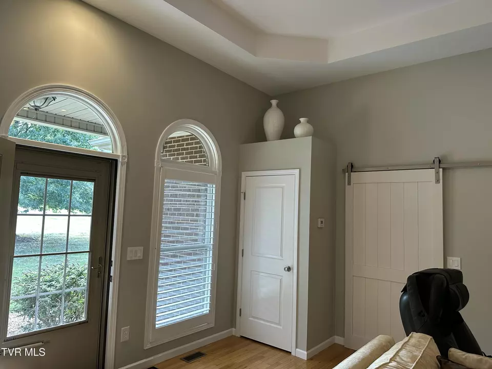 Entry Way - 1323 Love Station Road Erwin Tn 37650, Erwin, TN 37650 photo 3 of 3