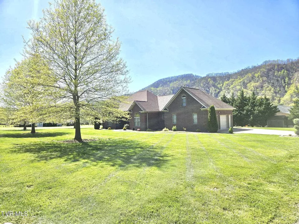 Exterior - 1323 Love Station Road Erwin Tn 37650, Erwin, TN 37650 photo 1 of 9