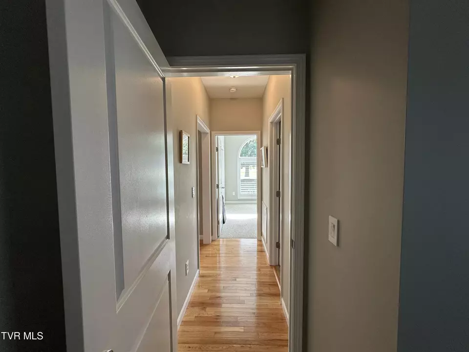 Entry Way - 1323 Love Station Road Erwin Tn 37650, Erwin, TN 37650 photo 2 of 3