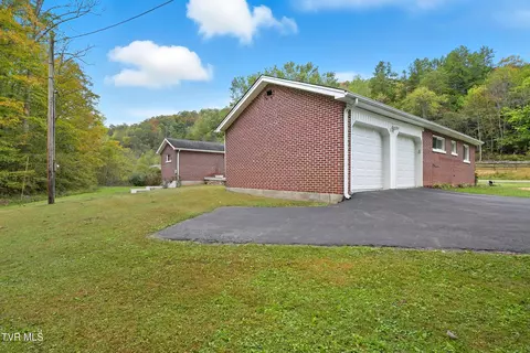 Exterior - 4299 Fairview Road Duffield Va 24244, Duffield, VA 24244 photo 6 of 8