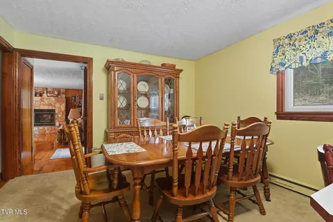 Dining - 4299 Fairview Road Duffield Va 24244, Duffield, VA 24244 photo 3 of 3