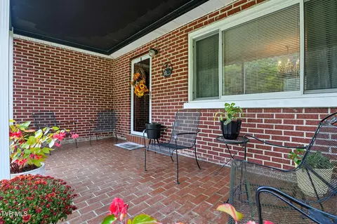Exterior - 4299 Fairview Road Duffield Va 24244, Duffield, VA 24244 photo 7 of 8