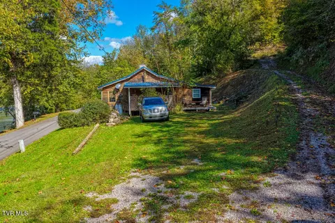 Exterior - 3652 Horton Ford Road Eidson Tn 37731, Eidson, TN 37731 photo 8 of 24