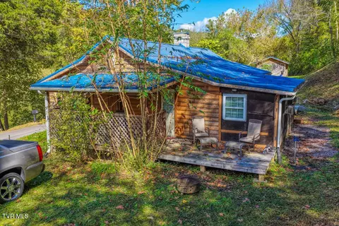 Exterior - 3652 Horton Ford Road Eidson Tn 37731, Eidson, TN 37731 photo 6 of 24
