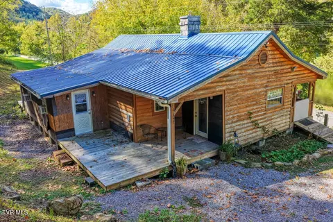 Exterior - 3652 Horton Ford Road Eidson Tn 37731, Eidson, TN 37731 photo 5 of 24