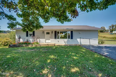 332 Deerlick Road Piney Flats Tn 37686, Piney Flats, TN 37686