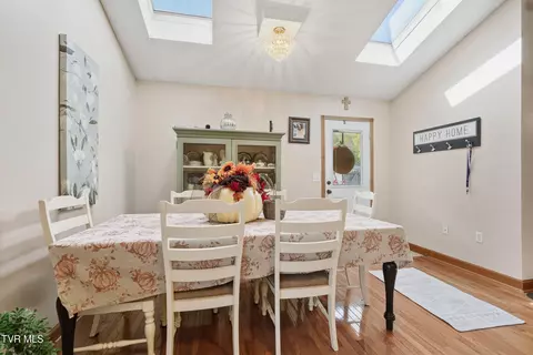 Dining - 208 SE Grandview Drive Wise Va 24293, Wise, VA 24293 photo 2 of 4