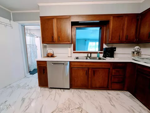 Kitchen - 100 Casey Jones Road Erwin Tn 37650, Erwin, TN 37650 photo 5 of 5