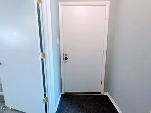 Entry Way - 100 Casey Jones Road Erwin Tn 37650, Erwin, TN 37650 photo 3 of 4