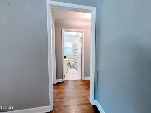 Entry Way - 100 Casey Jones Road Erwin Tn 37650, Erwin, TN 37650 photo 1 of 4