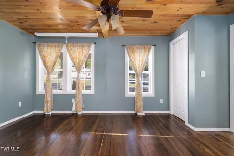 3006 Gap Creek Road Hampton Tn 37658, Hampton, TN 37658 photo 17