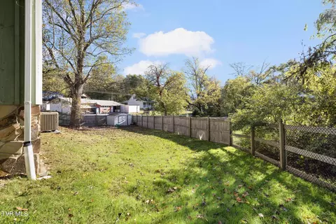 3006 Gap Creek Road Hampton Tn 37658, Hampton, TN 37658 photo 32
