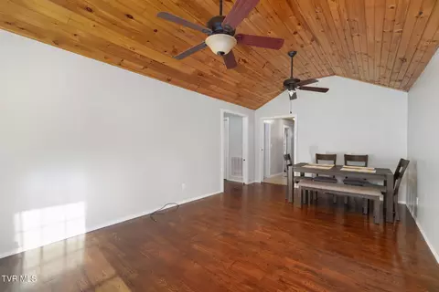 3006 Gap Creek Road Hampton Tn 37658, Hampton, TN 37658 photo 7