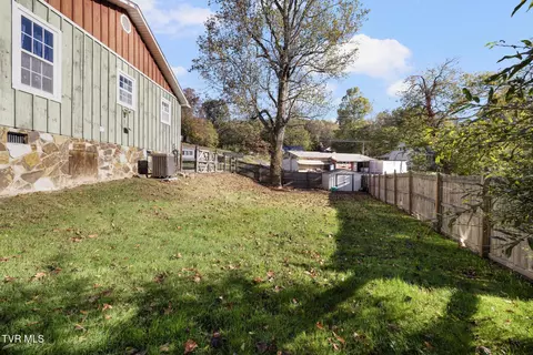 3006 Gap Creek Road Hampton Tn 37658, Hampton, TN 37658 photo 33