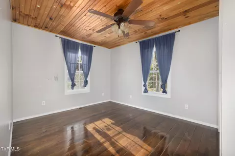 3006 Gap Creek Road Hampton Tn 37658, Hampton, TN 37658 photo 23