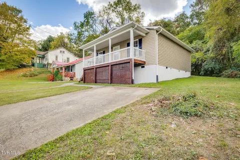 Exterior - 714 E Maple Street Johnson City Tn 37601, Johnson City, TN 37601 photo 2 of 6