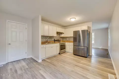 Other - 714 E Maple Street Johnson City Tn 37601, Johnson City, TN 37601 photo 3 of 6