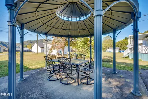 219 Clinchfield Avenue Erwin Tn 37650, Erwin, TN 37650 photo 24