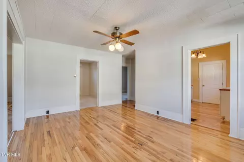 219 Clinchfield Avenue Erwin Tn 37650, Erwin, TN 37650 photo 9