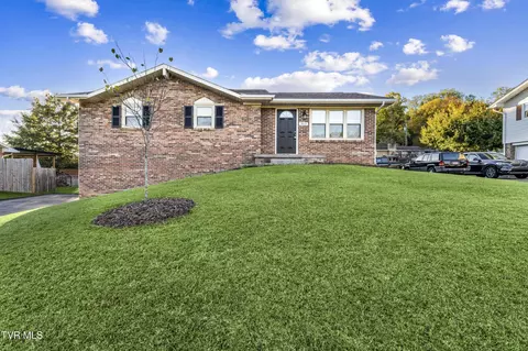 363 Timber Oak Drive Bristol Va 24201, Bristol, VA 24201