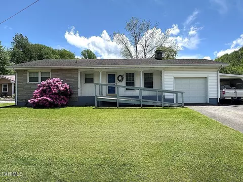 512 Cloudland Drive Roan Mountain Tn 37687, Roan Mountain, TN 37687