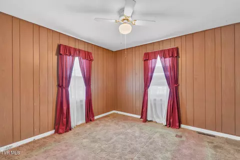 Bedroom - 1605 E Myrtle Avenue Johnson City Tn 37601, Johnson City, TN 37601 photo 4 of 5