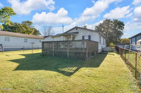 Exterior - 1605 E Myrtle Avenue Johnson City Tn 37601, Johnson City, TN 37601 photo 3 of 5