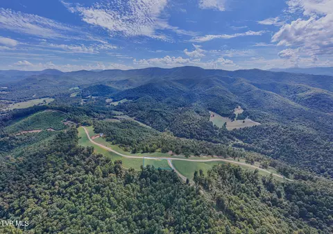 92 Tester Trail Butler Tn 37640, Butler, TN 37640