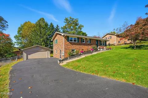 849 Meadowcrest Drive Bristol Va 24201, Bristol, VA 24201