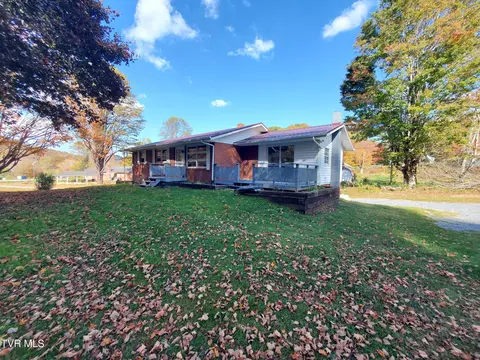 1267 Highway 143 Roan Mountain Tn 37687, Roan Mountain, TN 37687